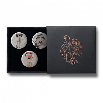 Gift Box: 3 button badges (Blaster)