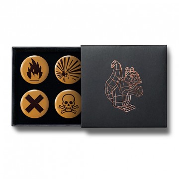 Gift Box: 4 button badges (DangerEous DeSigns)