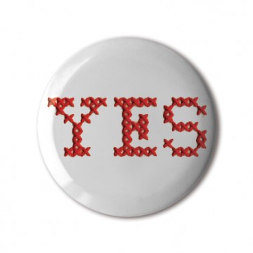 Gift Box: 3 button badges (Yes Or No)