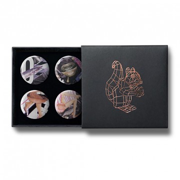 Gift Box: 4 button badges (Juicy Collages)