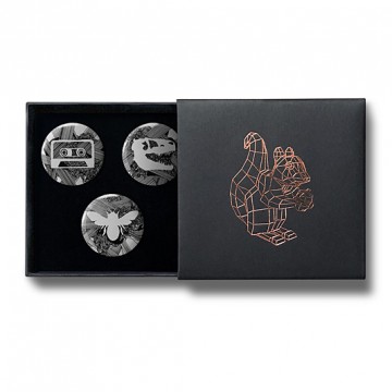 Gift Box: 3 button badges (Lines)