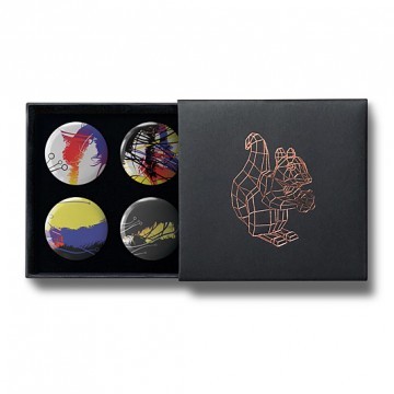 Gift Box: 4 button badges (Abstract)