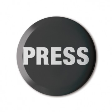 Gift Box: 4 button badges (For A Better Life)