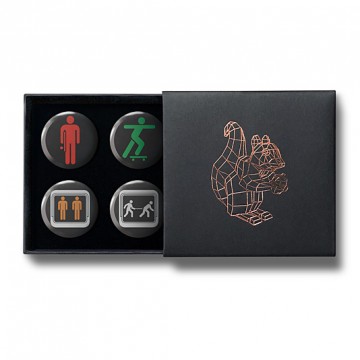 Gift Box: 4 button badges (Graphic Traffic)