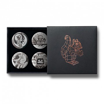 Gift Box: 4 button badges (Vintage Cats)