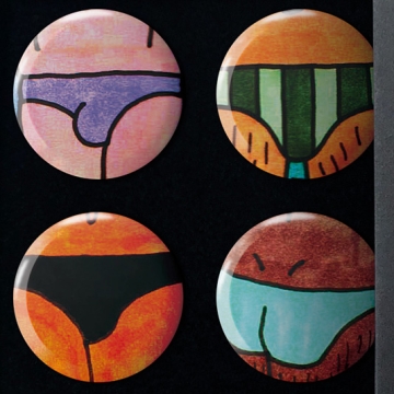 Gift Box: 4 button badges (Swimming Trunks)
