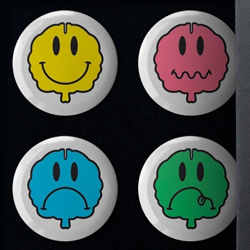 Gift Box: 4 button badges (Brain Moods)