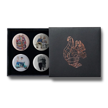 Gift Box: 4 button badges (Together)