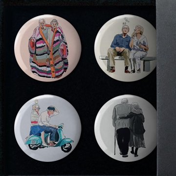 Gift Box: 4 button badges (Together)