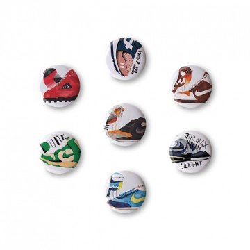 AFOMFS Gift Box 1: 7 button badges