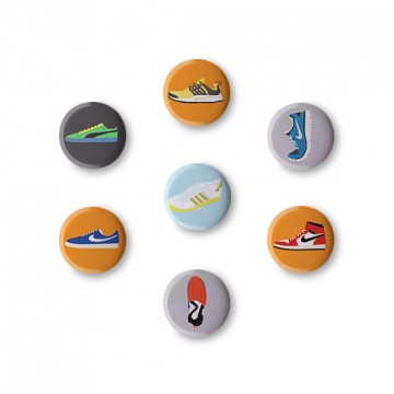 AFOMFS Gift Box 2: 7 button badges