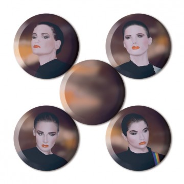 Gift Box: 5 button badges (Addicted)