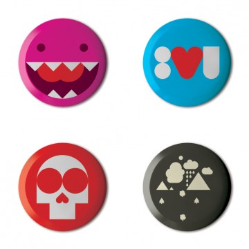 Gift Box: 4 button badges (Monster Skull Mix)