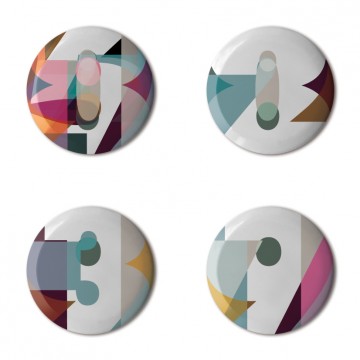 Gift Box: 4 button badges (Futura Layers)