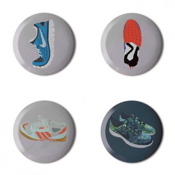 Gift Box: 4 button badges (Toby's AFOMFS)