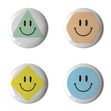 Gift Box: 4 button badges (Smilies)
