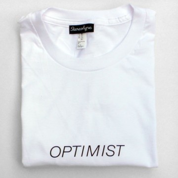 Optimist (unisex) T-shirt + badge