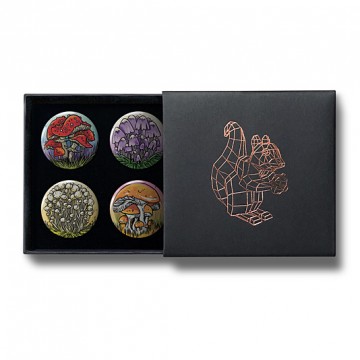 Gift Box: 4 button badges (Mushrooms)