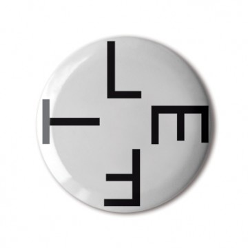 Gift Box: 4 button badges (T Y P E)