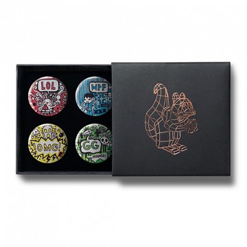 Gift Box: 4 button badges (Doodle LOL)