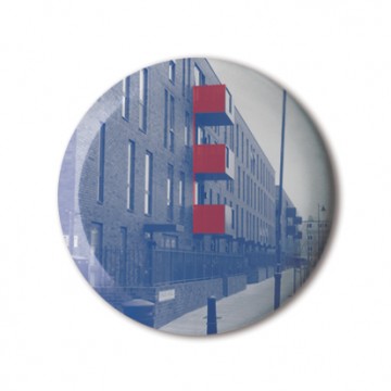 Gift Box: 4 button badges (Big Letter Hunt)