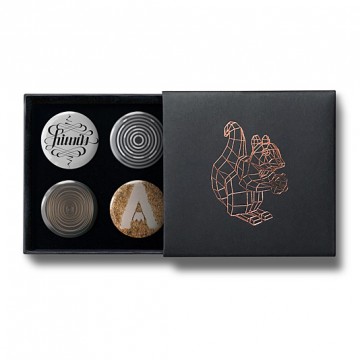 Gift Box: 4 button badges (Autobahn Mix)