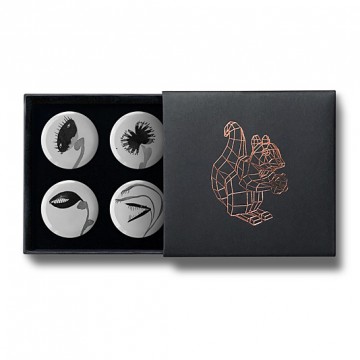 Gift Box: 4 button badges (Carnivores)