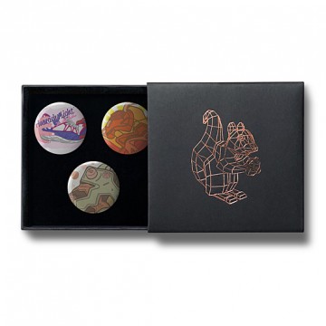 Gift Box: 3 button badges (Tony's AFOMFS)