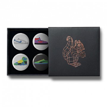 Gift Box: 4 button badges (Simon's AFOMFS)