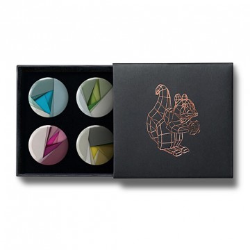 Gift Box: 4 button badges (Paper Layers)
