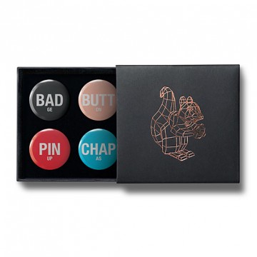 Gift Box: 4 button badges (BADges)