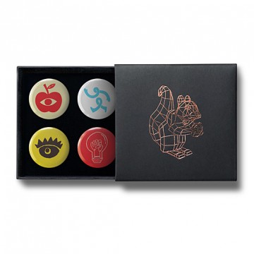 Gift Box: 4 button badges (Thom Mix)